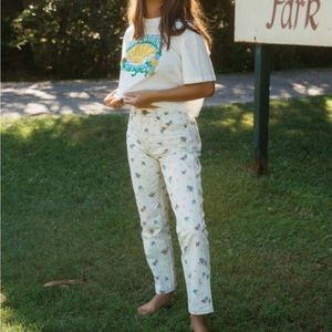 WOMENS BILLABONG x WRANGLER SHE’S CHEEKY JEANS  SIZE 28